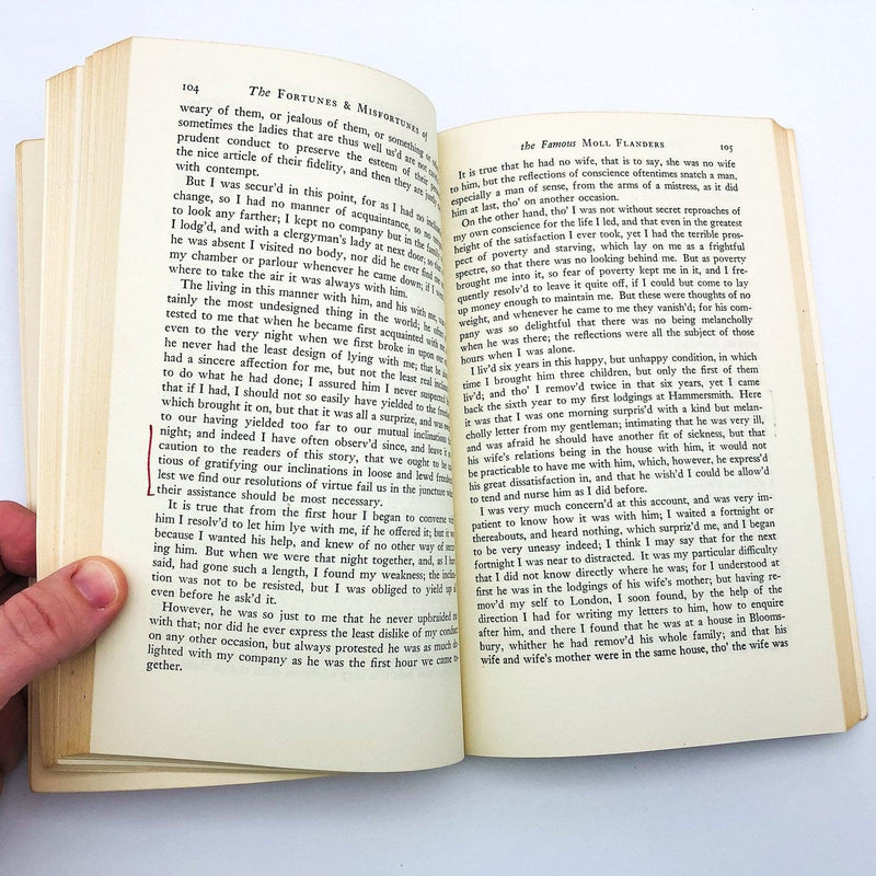 Moll Flanders Paperback Daniel Defoe 1959 Virginia Marriages Liaisons Seduce Cp1 9