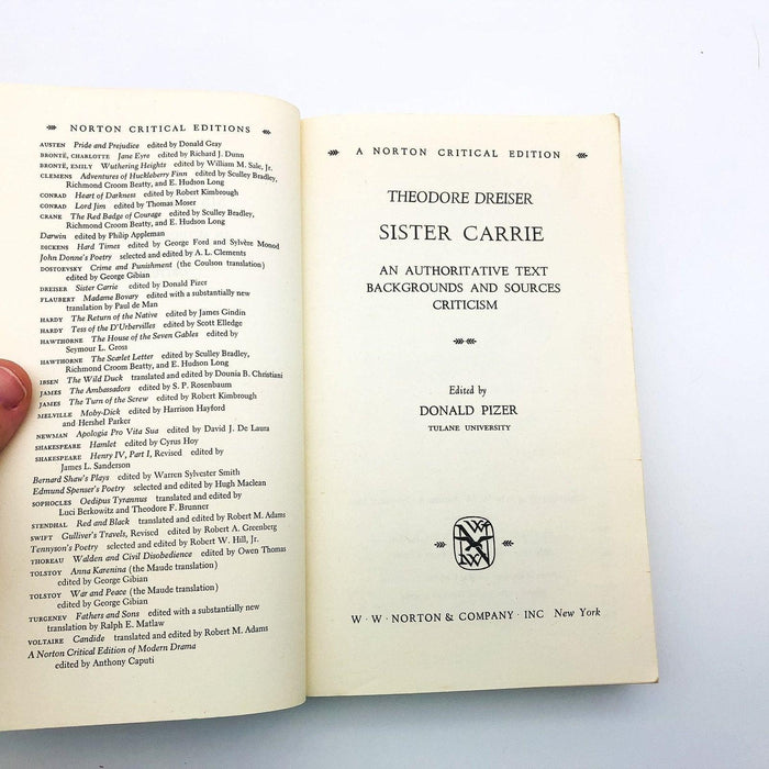 Sister Carrie Paperback Theodore Dreiser 1970 Norton Critical Edition 7