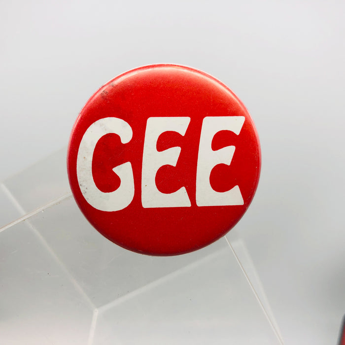 Vintage Gee Button 1.5" Political Politician Campaign Pinback Pin Red