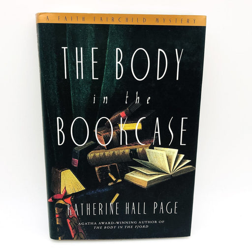 The Body In The Bookcase HC Katherine Hall Page 1998 Faith Fairchild 1st Edition 1