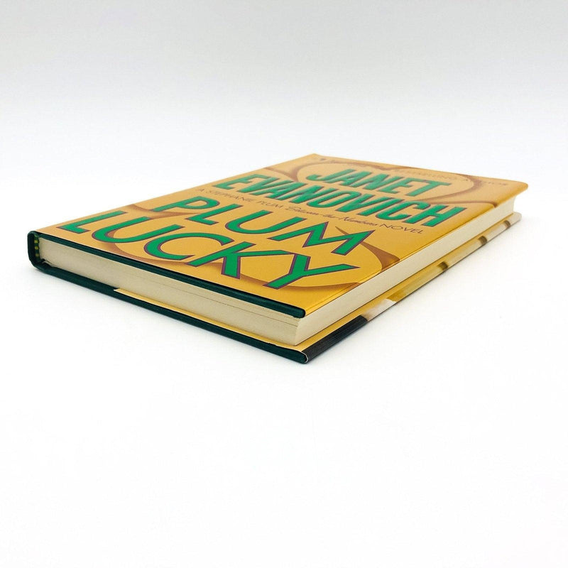 Plum Lucky Hardcover Janet Evanovich 2008 Gambling Romance Theft Road Trip 1st E 4