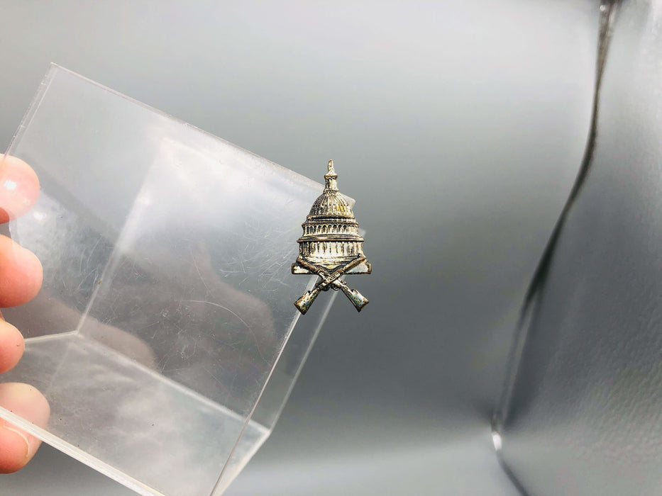 Infantry Lapel Pin Badge Washington DC Capitol Building Crossed Riffles Tin 4