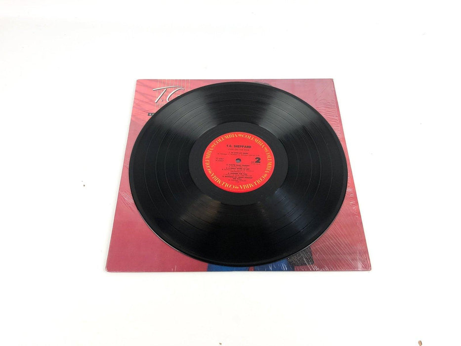 T.G. Sheppard Livin' On the Edge Record LP Vinyl FC 40007 CBS 1985 7