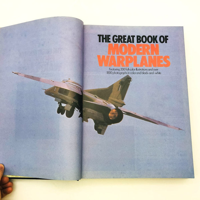 The Great Book Of Modern Warplanes HC Bill Sweetman 1987 Military 1st Edition 5