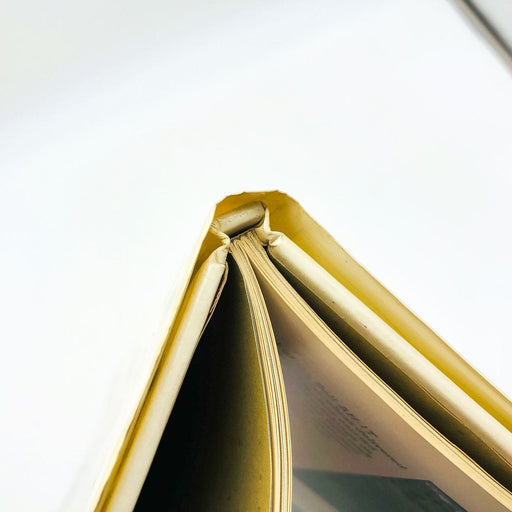 Modern American Combat Aircraft Hardcover David Anderton 1982 1st Edition 2