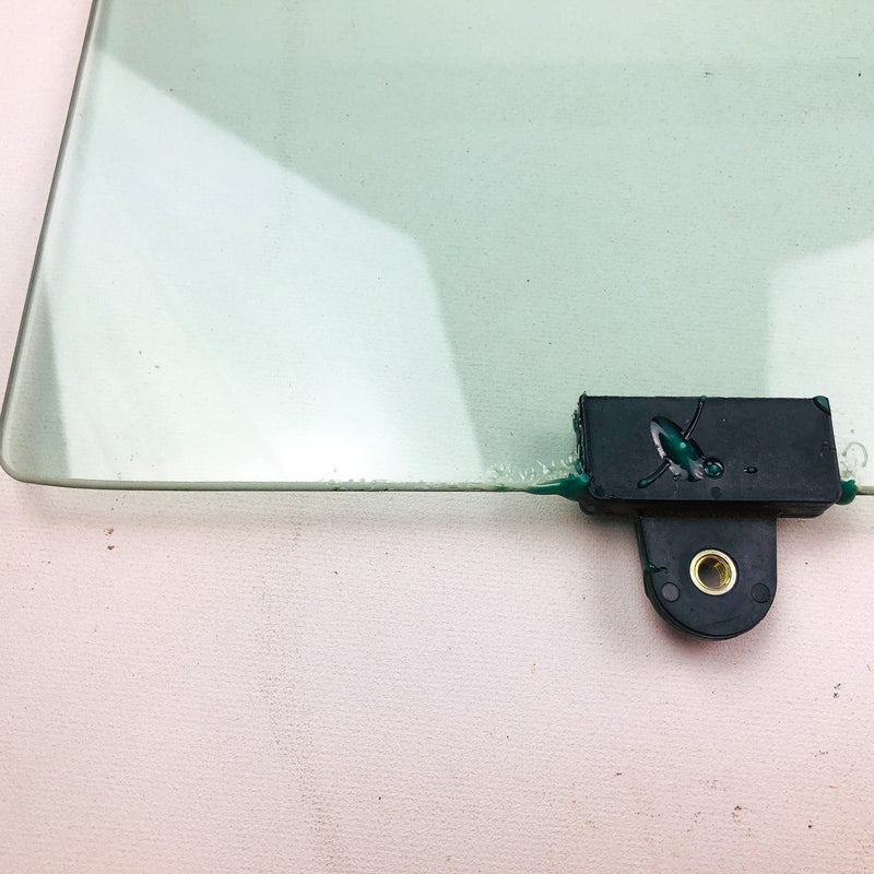 Door Glass for Nissan UD 1800 2000 2300 2600 3300 FD23187 GT Y Semi Truck