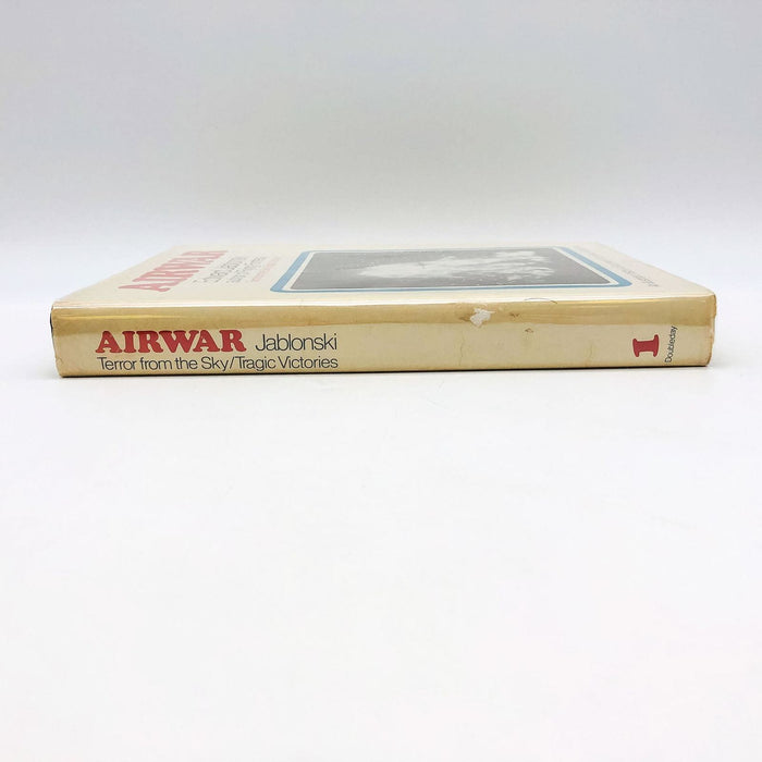 Airwar 1 Hardcover Edward Jablonski 1971 Book Club Edition WW2 Pearl Harbor DDay 11