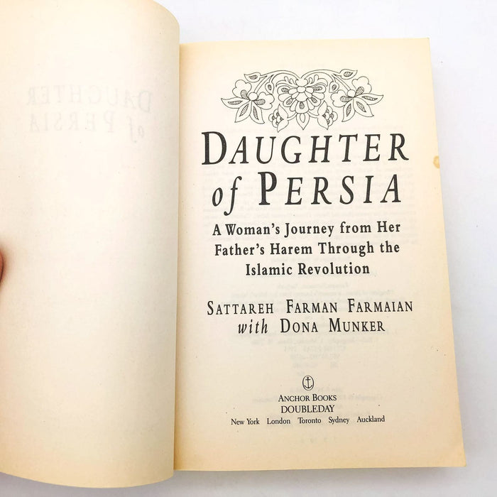 Daughter of Persia SC Sattareh Farman Farmaian 1993 Women Revolution Biography 6