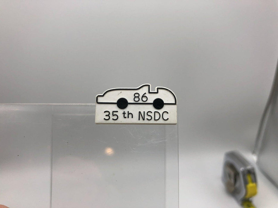 35th Annual NSDC Racing Lapel Pin Lewtan Conference 1986 Plastic White Car 3