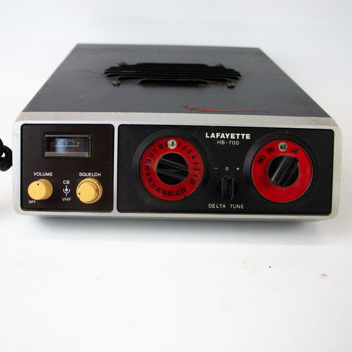 Lafayette Model HB-700 w/ Coaxial - 23 Channel CB Radio - Vintage - Powers On