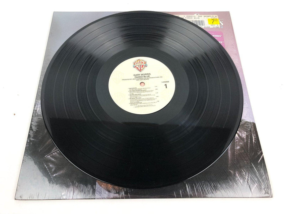 Gary Morris Faded Blue Vinyl Record 25069-1 Warner Bros. 1984 "Bed of Roses" 7