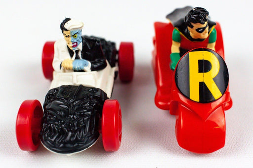 DC Comics 1993 Robin Pullback Toy & Two Face in Car | LOOSE 1