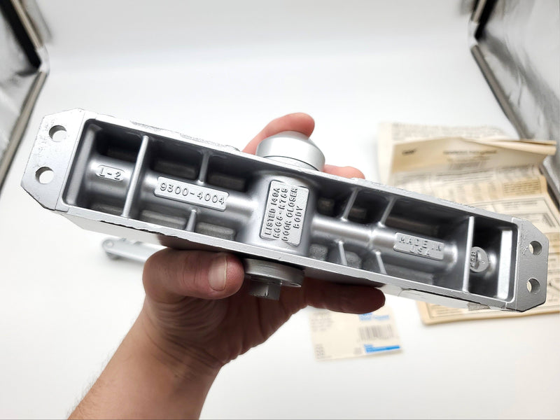 Yale Door Closer V2302 No Hold Regular Arm Top Jamb 9-1/16 Aluminum Finish