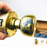 Yale Entry Door Knob Lockset LF5237 Litchfield 380AN US03 Bright Brass KA2 Damag 3