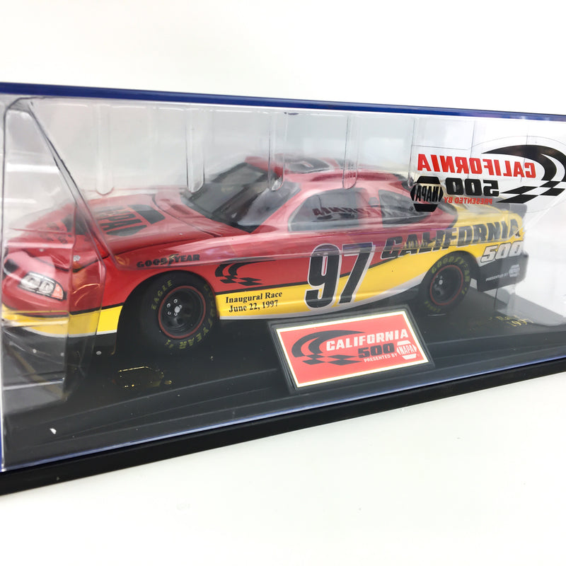 Revell 1997 Grand Prix NAPA Inaugural Race 1:24 Car w/ Display Case & Box