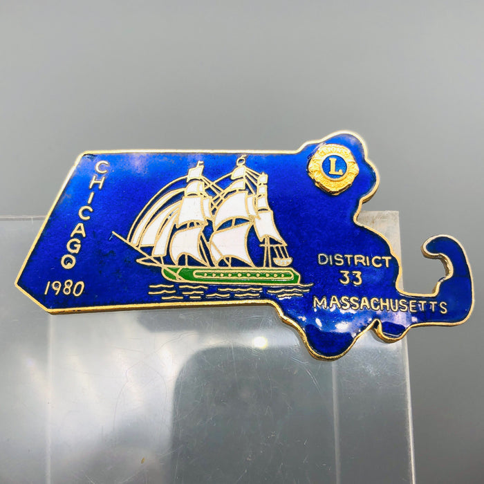 Vintage Lions Club Lapel Pin Chicago District 33 Massachusetts State Ouline Ship