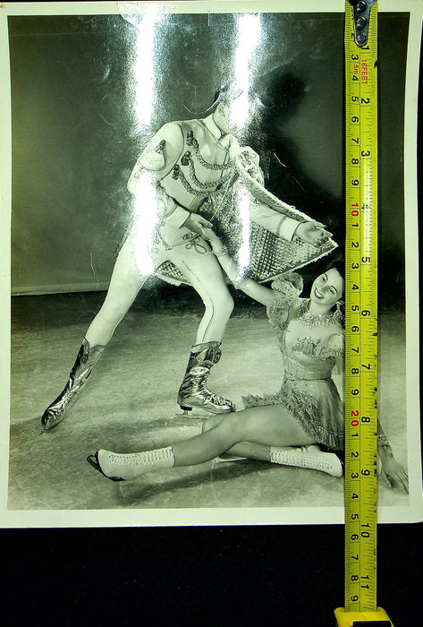 Gabriel Moulin Studios 1944 Photograph Ice Skating Musical HMS Pinafore 8x10 4