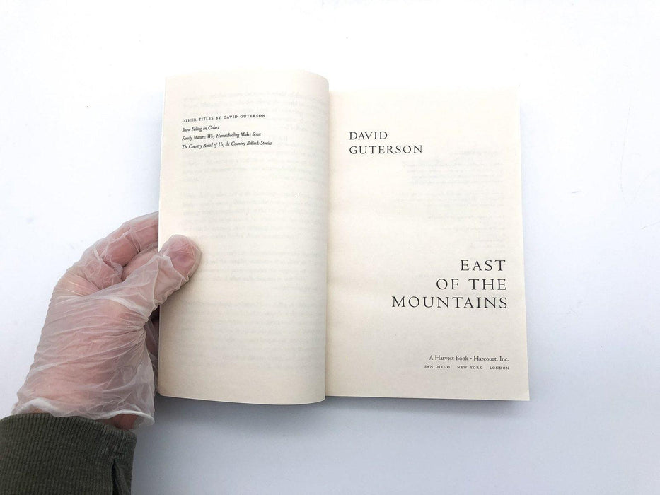 East of the Mountains David Guterson 2000 Harvest Books Paperback 1st Edition 6