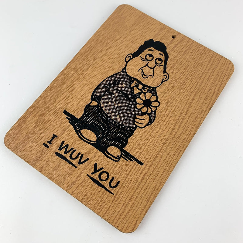 W R Berries I Wuv You Print On Wood Grain Print Picture 3