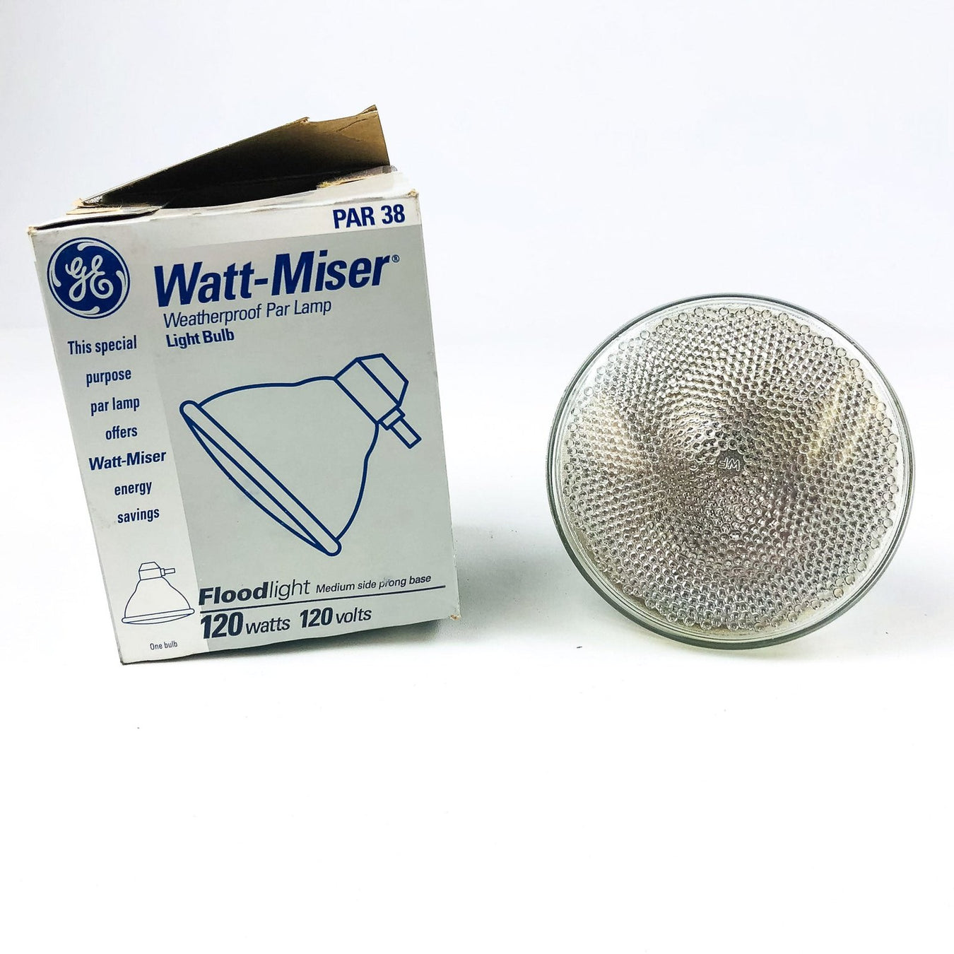 GE Lighting Flood Light 80313 Light Bulb 120 Watts Volts Medium Side Prong PAR38 1