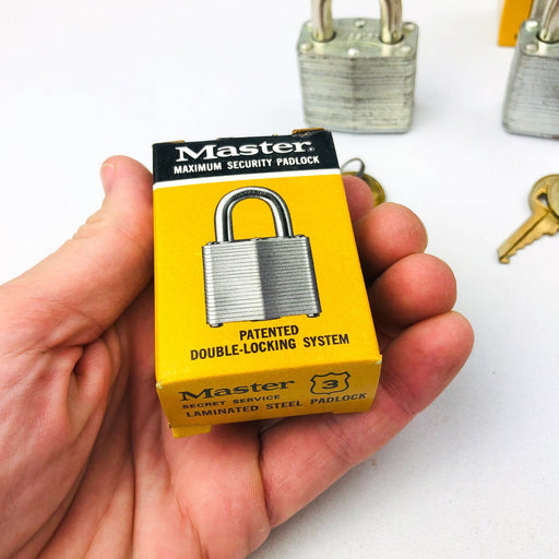 2ct Vintage No 3 Master Lock Padlock 1-1/8" Shackle New NOS Keyed Alike 3687 2