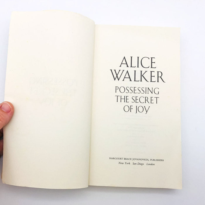 Possessing The Secret Of Joy SC Alice Walker 1992 Tsunga Ritual Self Mutilation 6