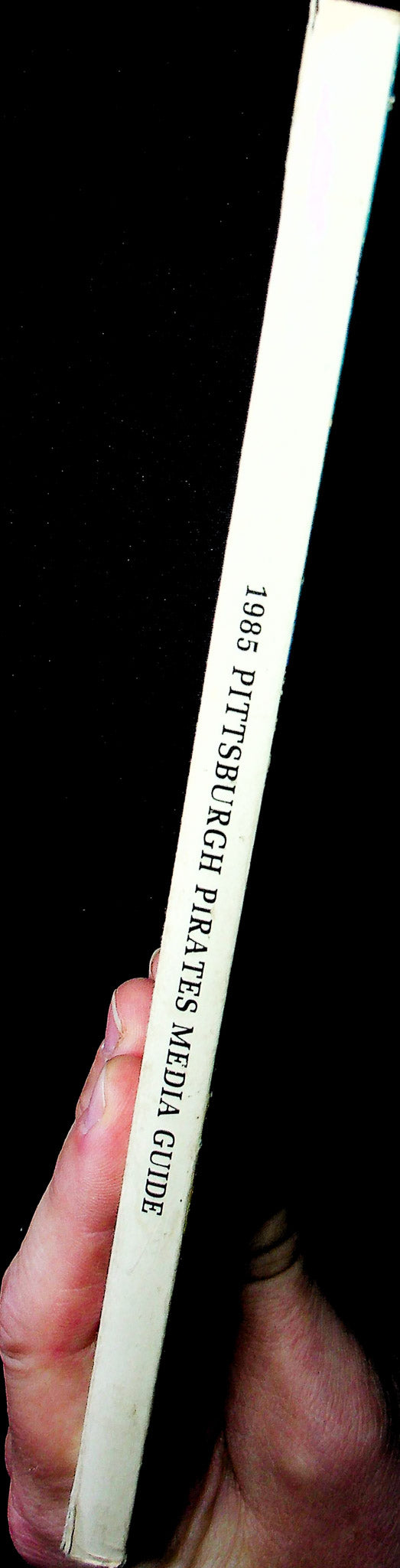 Pittsburgh Pirates 1985 Baseball Media Guide Booklet Tony Pena Gold Glove Winner