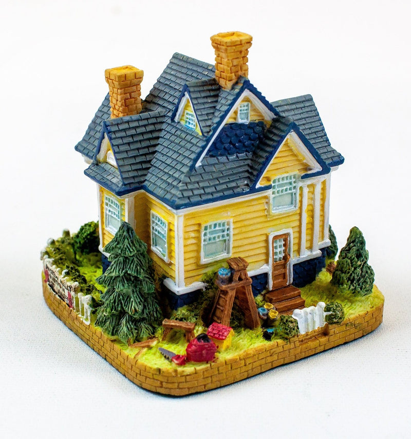 Liberty Falls: Hat Shop AH127, Malloy's House AH128, Parsonage AH129 | OPEN BOX 10