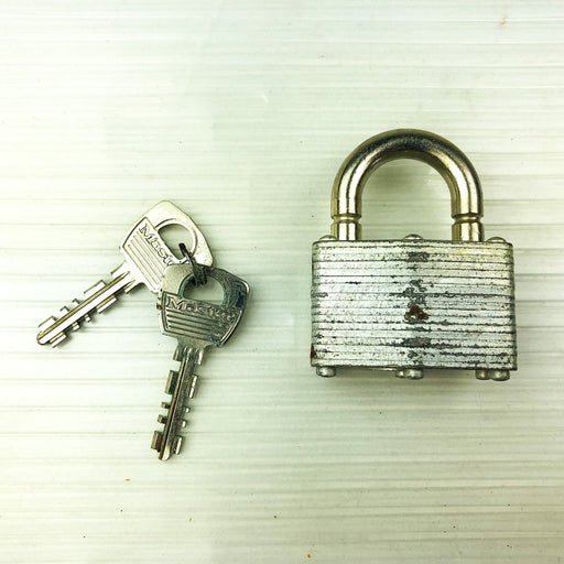 Master 500 Steel Padlock Lock Keys Breakaway Shackle New 197 Keyed NOS Vintage 1