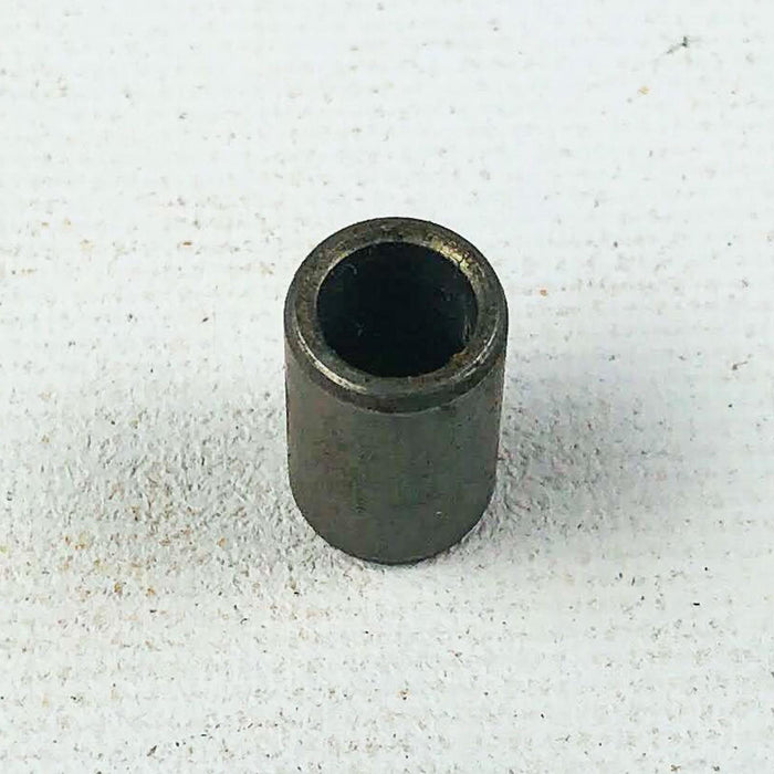 Briggs and Stratton 23108 Throttle Shaft Bushing OEM New NOS Replaced By 691769