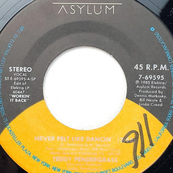 Teddy Pendergrass 45 RPM 7" Single Never Felt Like Dancin' / Love Emergency 1