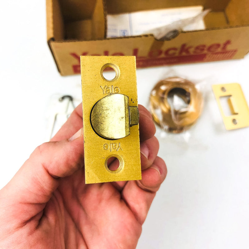 Yale Entry Doorknob Lockset Locking Knob BR5237 US10 Satin Bronze New Old Stock 10