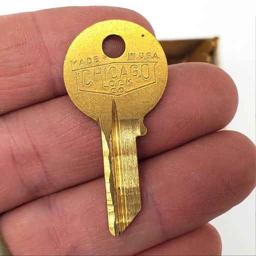 Chicago Lock Company KP-4 Key Blanks Brass Box of 50 NOS 1