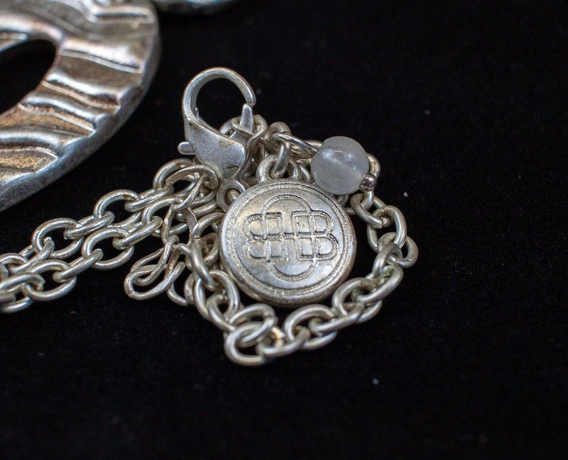 Vintage Bill Blass: Silver Tone Hammered Texture Oval Chain Necklace - 20.5" 5