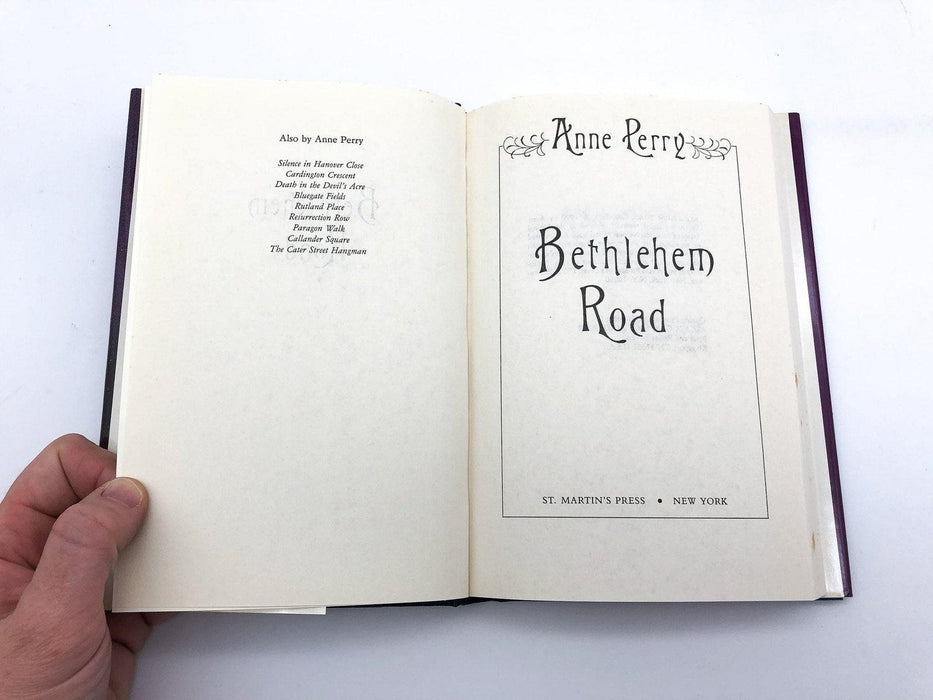 Bethlehem Road Anne Perry 1990 St Martin's Press Hardcover First Edition Print 7