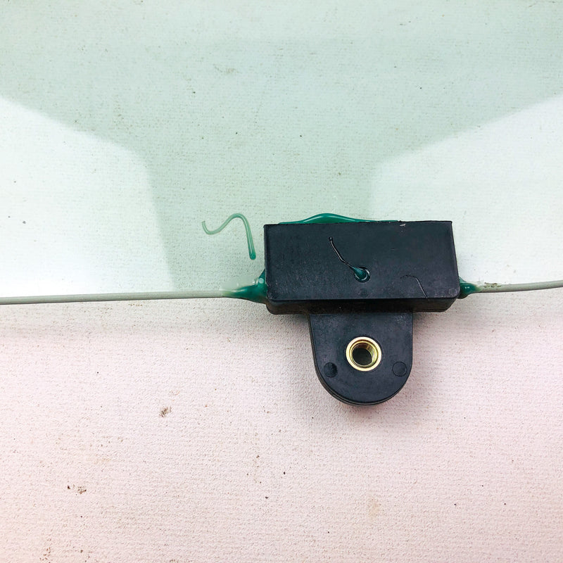 Door Glass for Nissan UD 1800 2000 2300 2600 3300 FD23187 GT Y Semi Truck