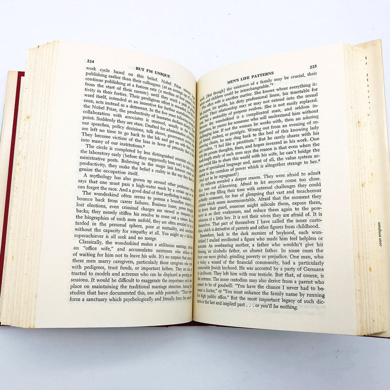 Predictable Crises Of Adult Life HC Gail Sheehy 1974 Personality Changes Life 10