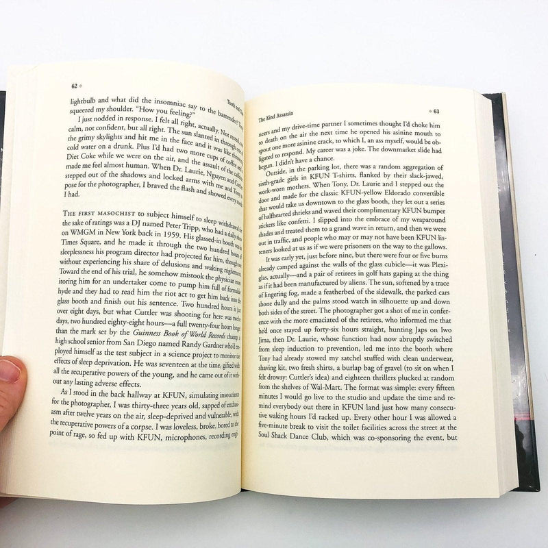 Tooth And Claw Hardcover T C Boyle 2005 Female Ornithologist Radio Jockey Ex Lib 10