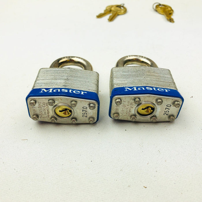 2ct Vintage No 1 Master Lock Padlock 1-1/4" Shackle New Keyed Alike 2570 Blue 10