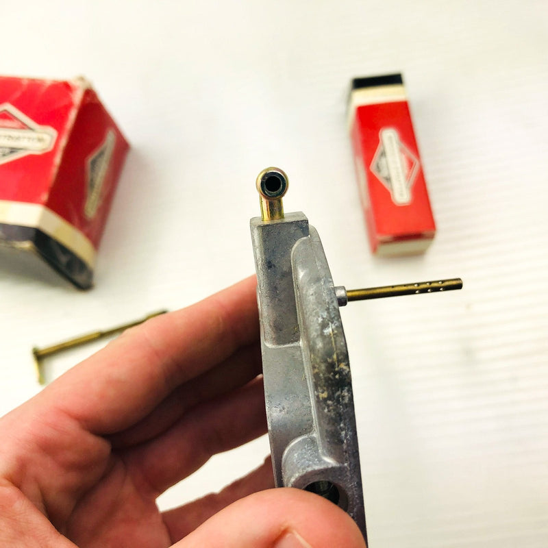 Briggs and Stratton 807919 Upper Carburetor Body Genuine OEM New Old Stock NOS 4