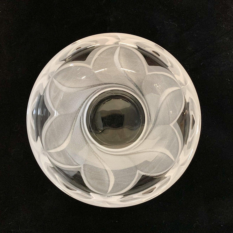 Vintage Small Short Etched Floral Leaf Bowl 7