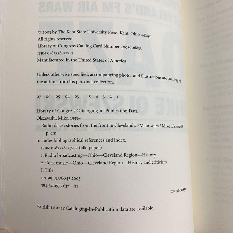 Radio Daze: Stories from the Front in Cleveland's FM Air Wars Mike Olszewski 2