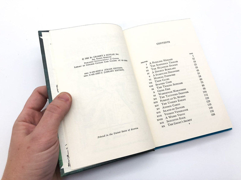 Hardy Boys The Ghost at Skeleton Rock No 37 Franklin W. Dixon 1966 Grosset HC 7