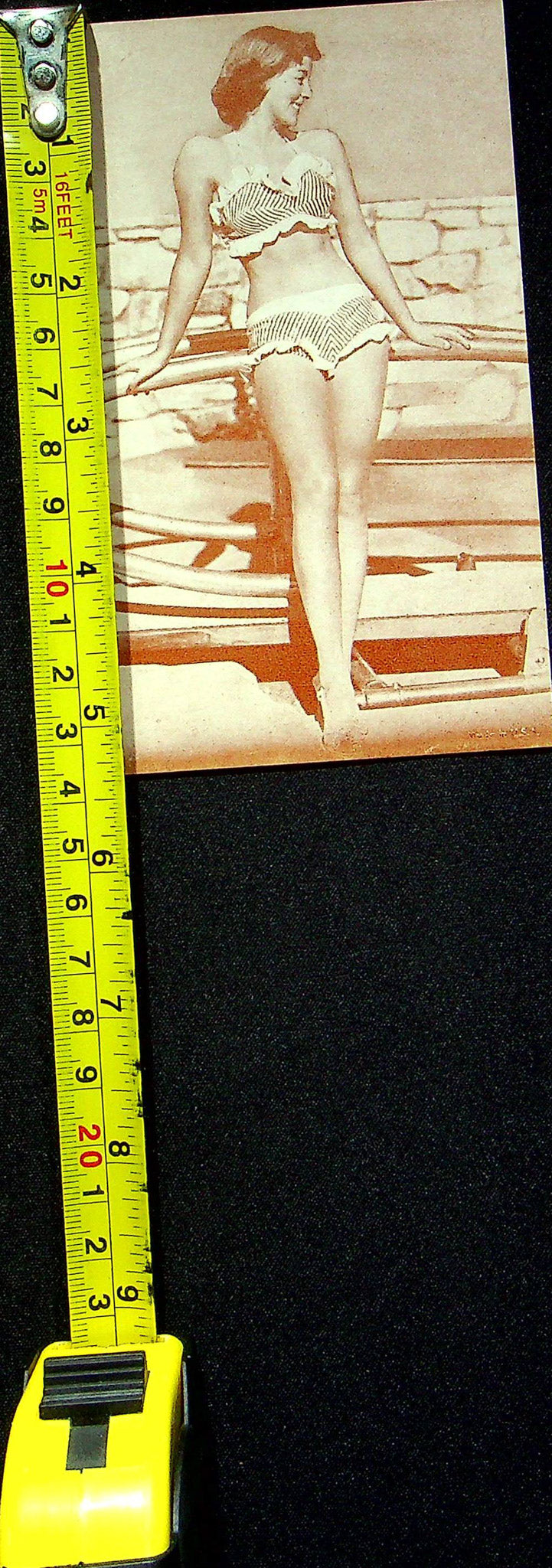 US 50s Pin Up Promo Photo Card Woman Model Bikini Swimsuit Ruffles Stripes Beach
