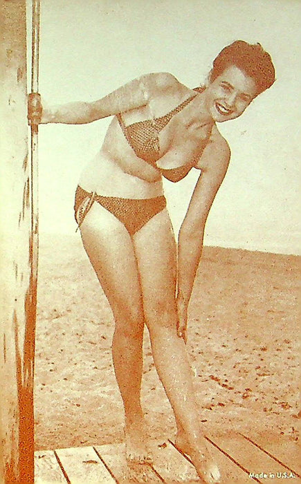 US 50s Pin Up Promo Photo Card Woman Model Bikini Swimsuit Beach Outdoor Shower