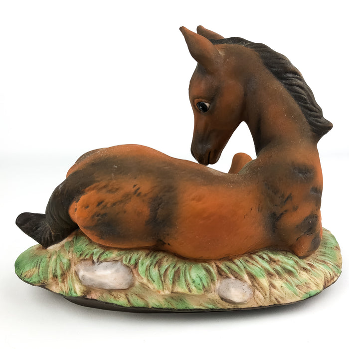 Homeco Masterpiece Porcelain Horse Colt Reddish Brown Laying Down 1982