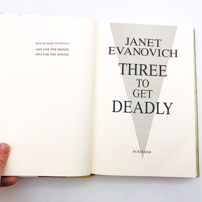 Three To Get Deadly HC Janet Evanovich 1997 Stephanie Plum Mystery 1st Edition 7