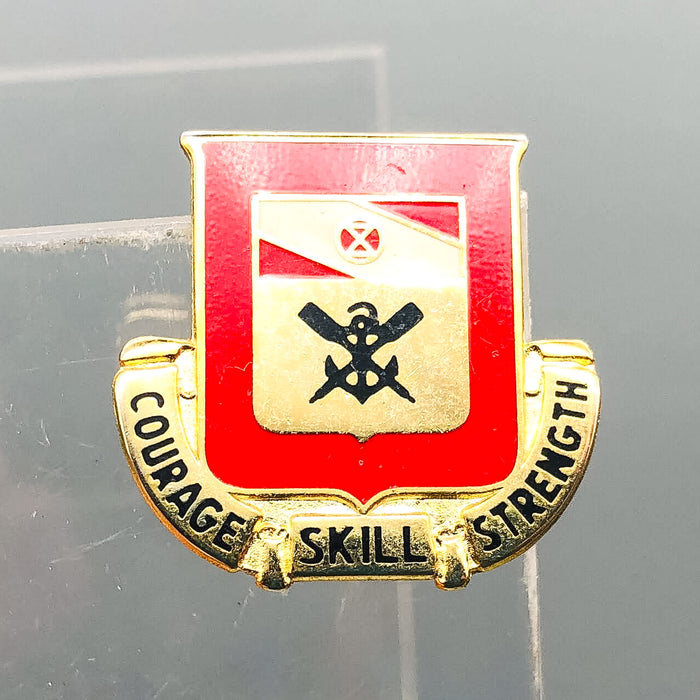 5th Engineer Battalion Pin Pinback US Army Courage Skill Strength V-21 Vanguard 4