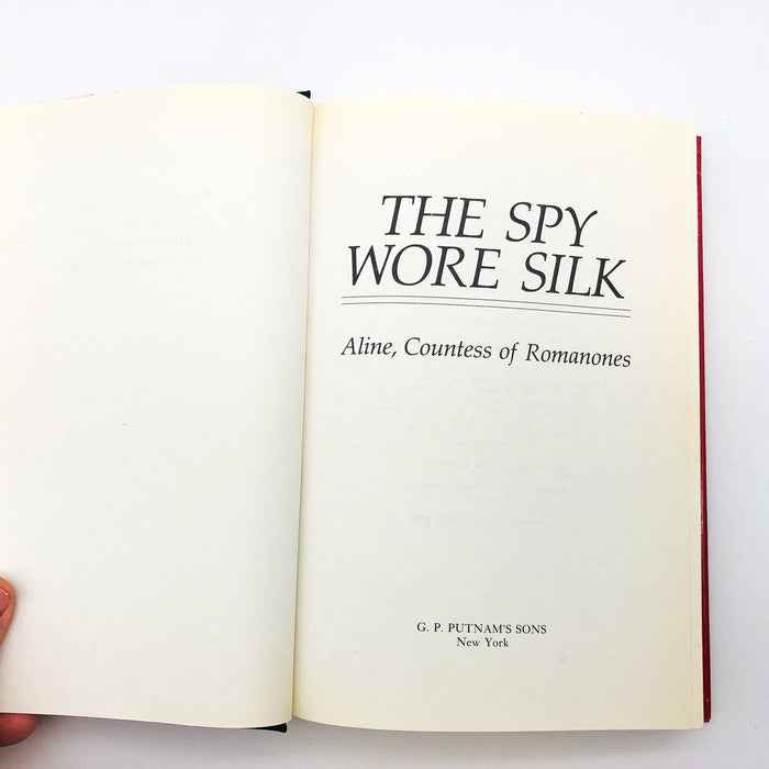 The Spy Wore Silk Hardcover Aline Griffith 1991 WW2 Secret Service Spy Memoir 8