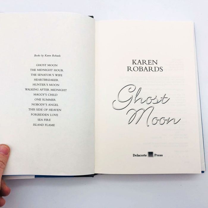 Karen Robards Book Ghost Moon Hardcover 2000 1st Edition Romance Suspense 7